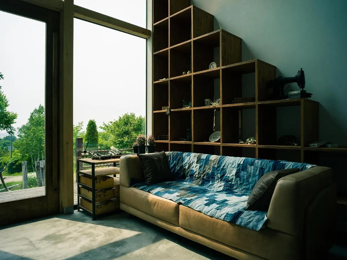 Maoiq Villa Naganuma 0*,